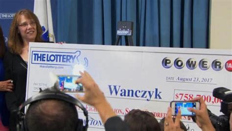 mavis wanczyk id card|Massachusetts Powerball winner: Mavis L. Wanczyk claims .